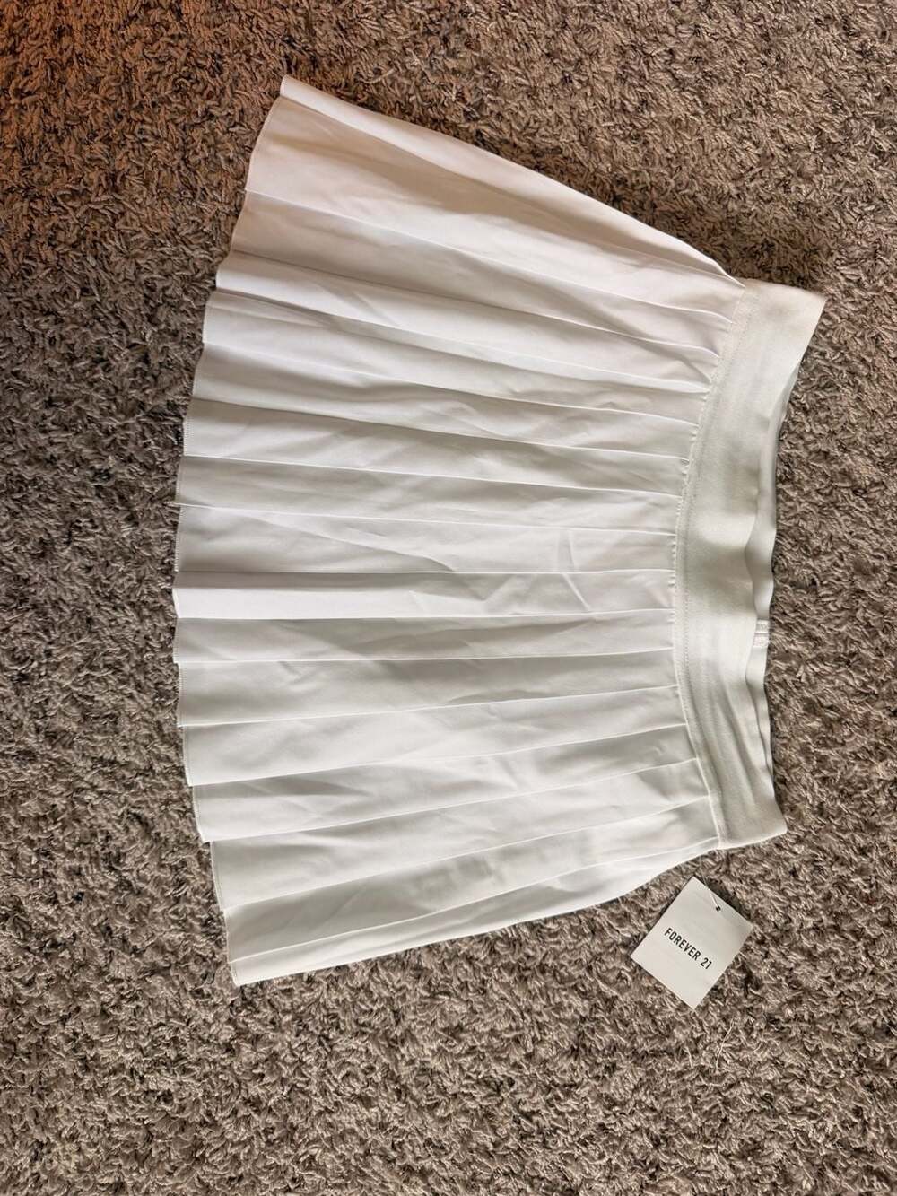 Forever 21 White Pleated Tennis Skort with Pocket